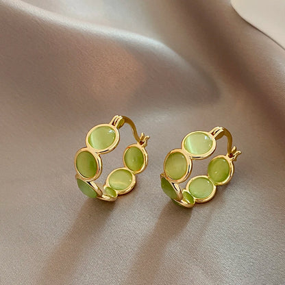 2023 New Design Sense White and Green Opals Round Hoop Earrings for Women‘s Korean Fashion Jewelry Luxury Shiny Accessories