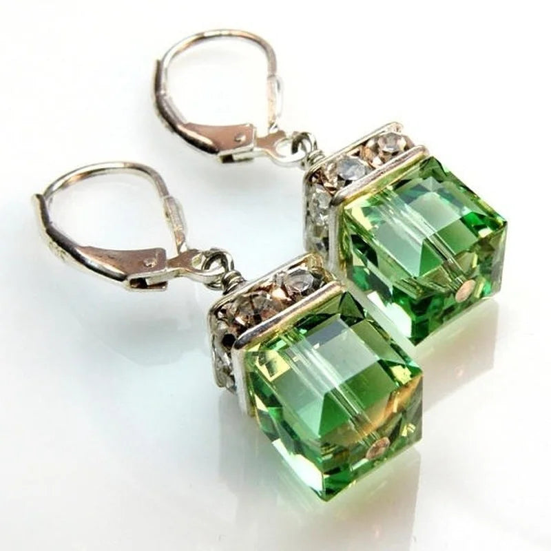 Trendy Silver Color Inlaid with Green Stones Drop Earring Women Shining Zircon Hook Dangle Earrings Wedding Jewelry