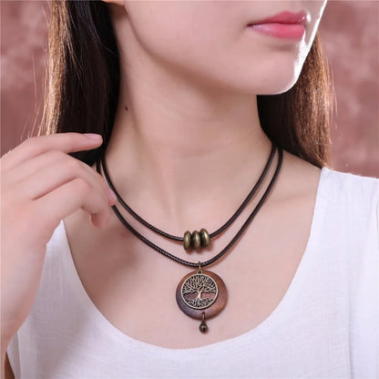 2023 Woman Chokers Necklaces Vintage Jewelry Tree Design Wooden Pendants Wholesale Long Necklace for Women Trending Products